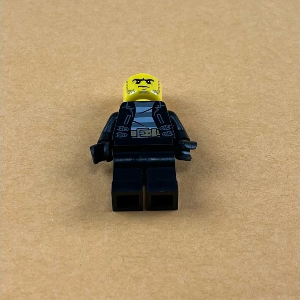 LEGO City Bandit Male Minifigure 60042 High Speed Police Chase Criminal Crook 2”